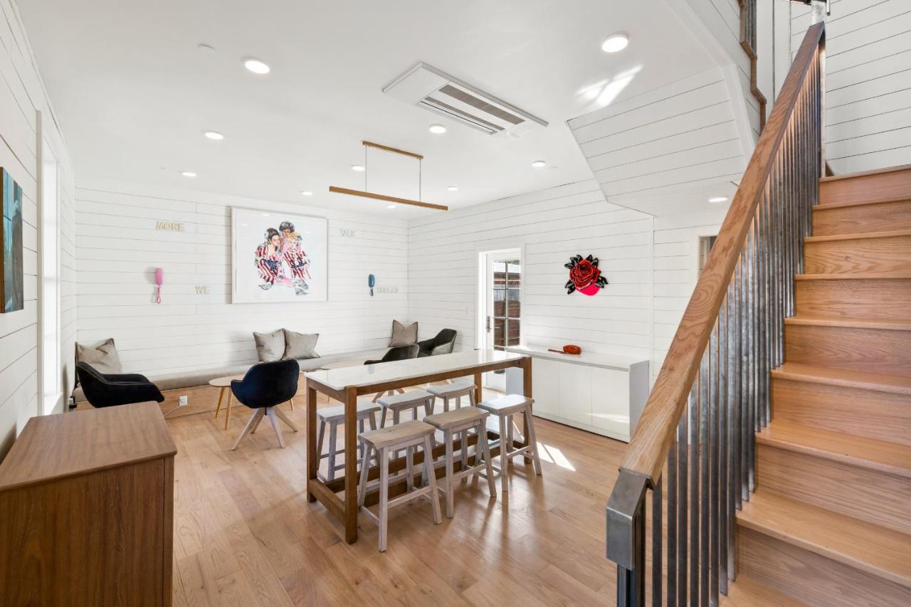 Boutique Room Steps From Downtown Mall Rose Jean Room 1 Charlottesville Buitenkant foto